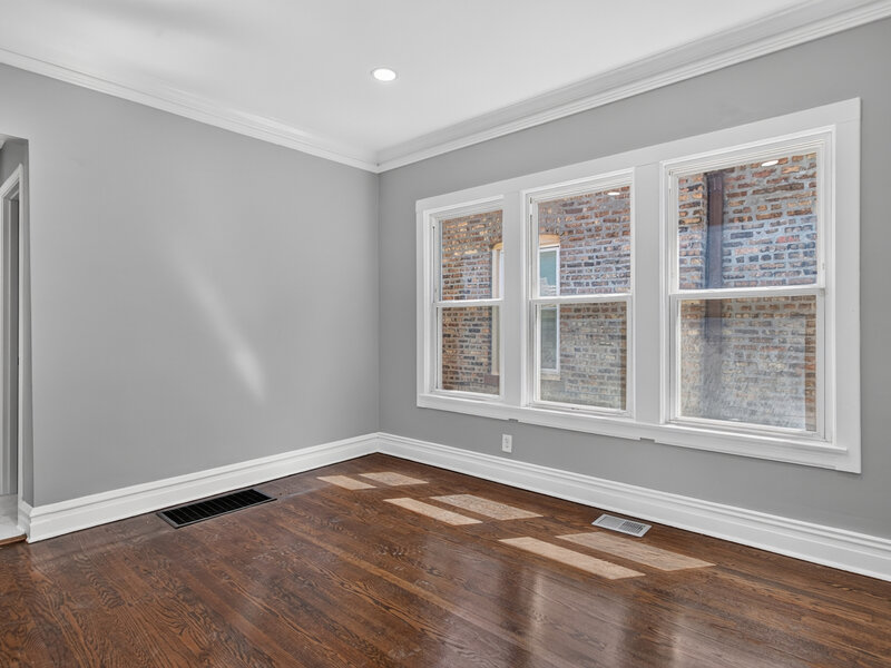 7715 S Eberhart Avenue Chicago IL 60619
