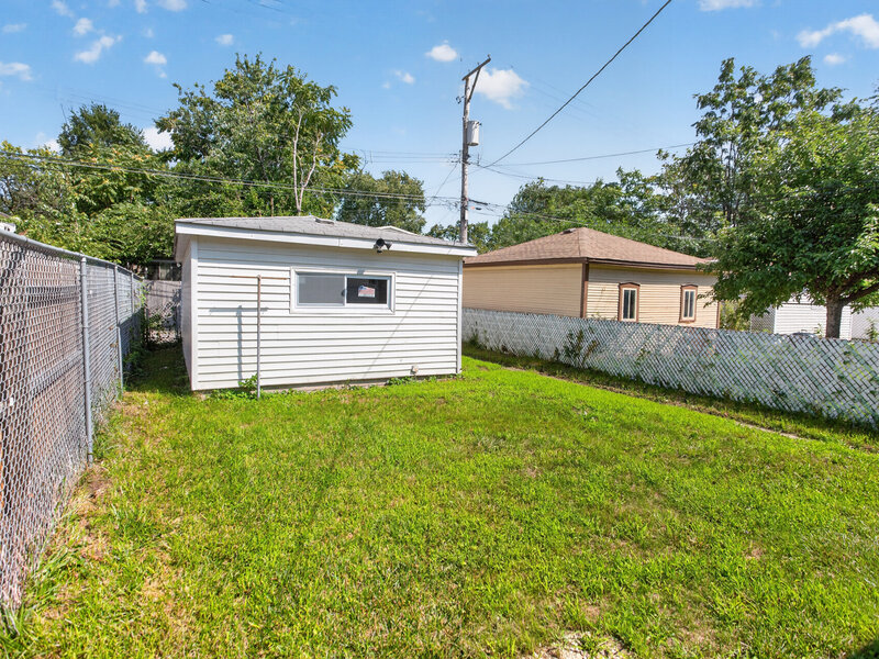 7715 S Eberhart Avenue Chicago IL 60619
