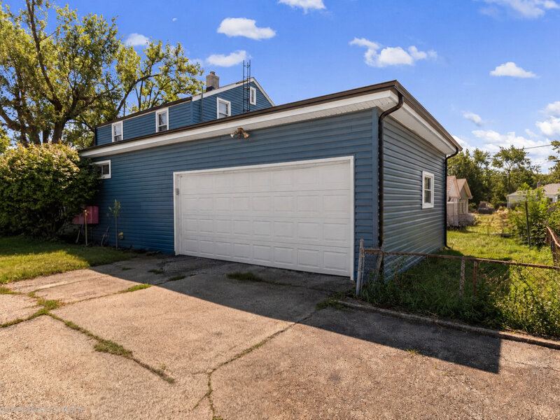895 N 5th Avenue Kankakee IL 60901