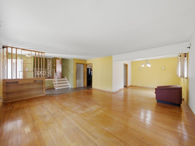 15531 Woodlawn East Avenue South Holland IL 60473