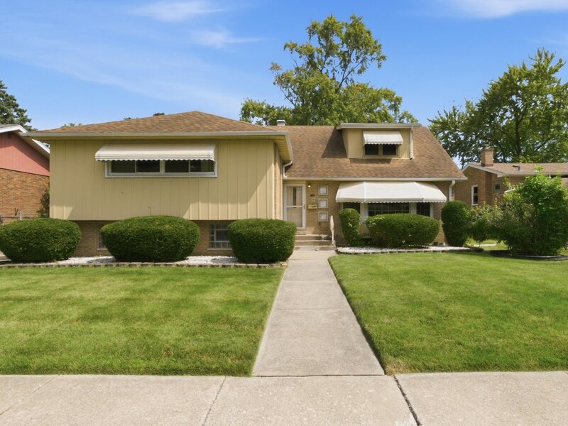 15531 Woodlawn East Avenue South Holland IL 60473