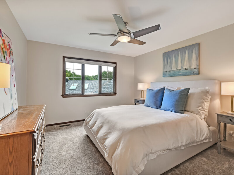 5 Regent Court Burr Ridge IL 60527