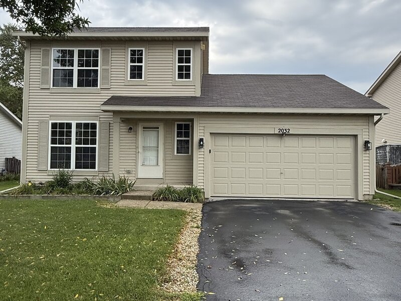 2032 Wedgewood Circle Romeoville IL 60446
