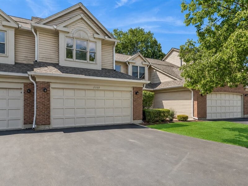 1315 Cheswick Court Wheeling IL 60090