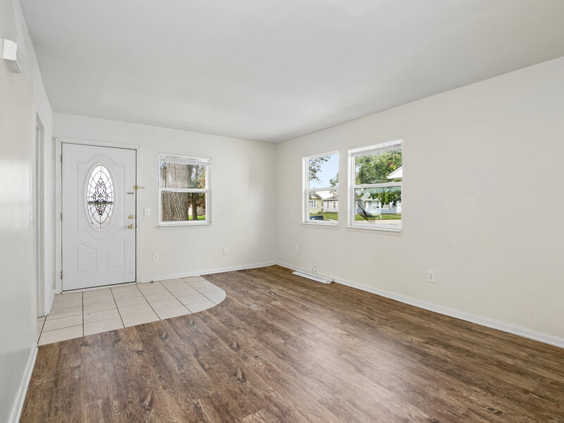 726 N Webster Circle Kankakee IL 60901