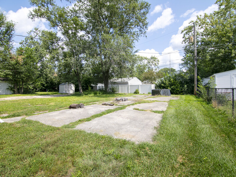 726 N Webster Circle Kankakee IL 60901