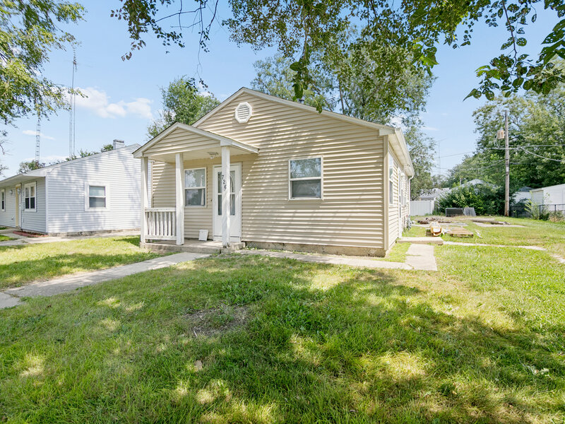 726 N Webster Circle Kankakee IL 60901
