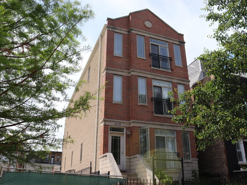 4838 S St. Lawrence Avenue Chicago IL 60615
