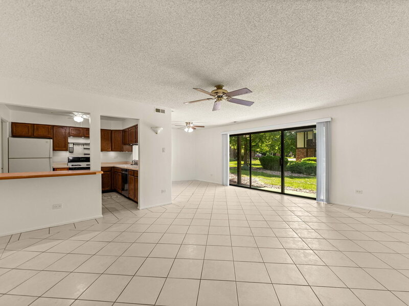 8245 Poplar Lane Palos Hills IL 60465
