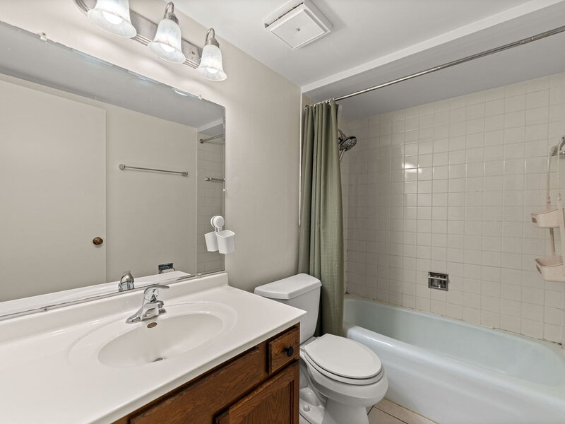 8245 Poplar Lane Palos Hills IL 60465