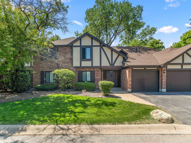 8245 Poplar Lane Palos Hills IL 60465