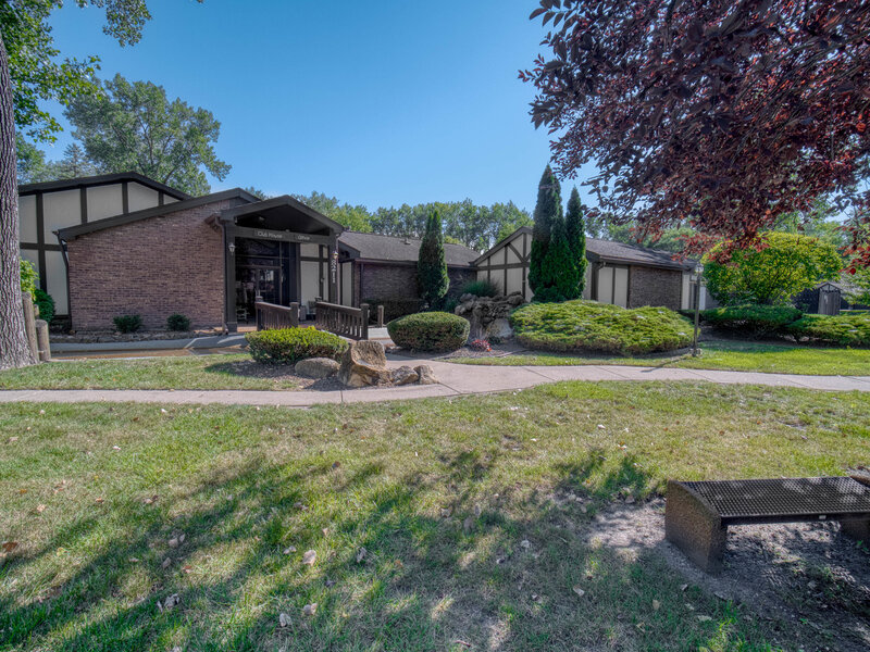 8245 Poplar Lane Palos Hills IL 60465