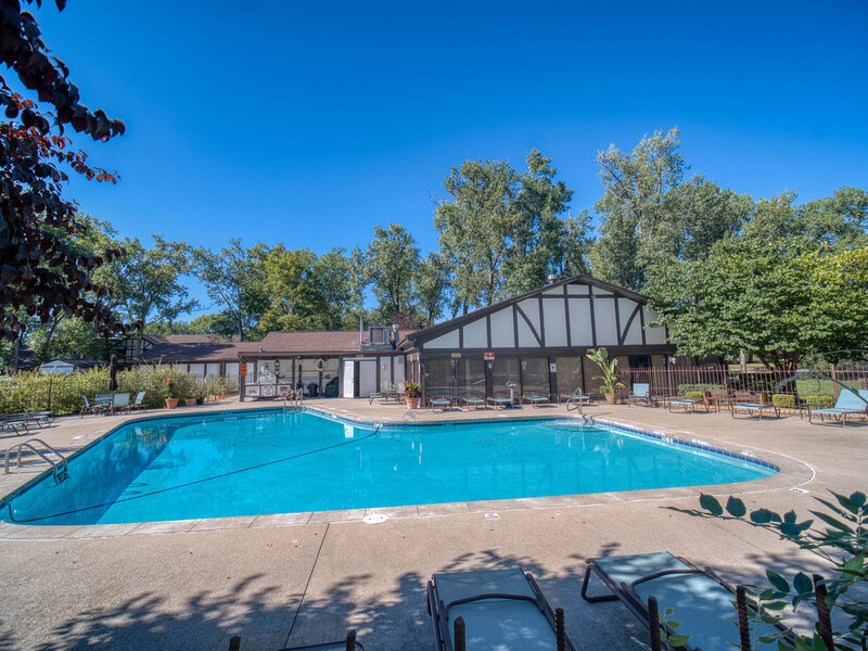 8245 Poplar Lane Palos Hills IL 60465