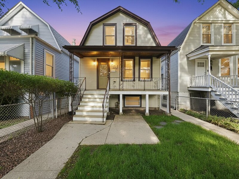 3509 S Mozart Street Chicago IL 60632