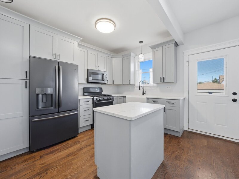 3509 S Mozart Street Chicago IL 60632