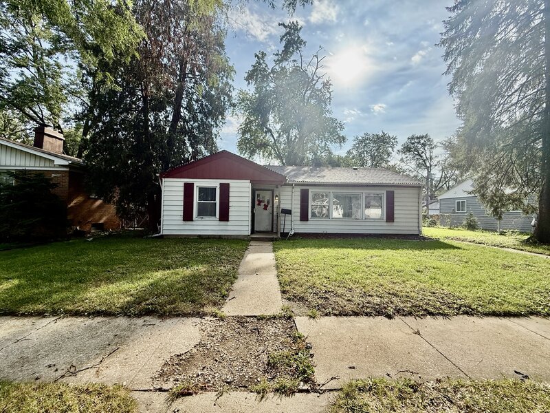 16733 Crane Avenue Hazel Crest IL 60429