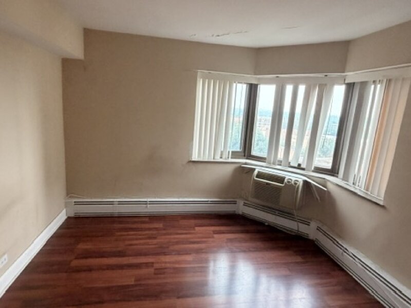 7337 S South Shore Drive Chicago IL 60649