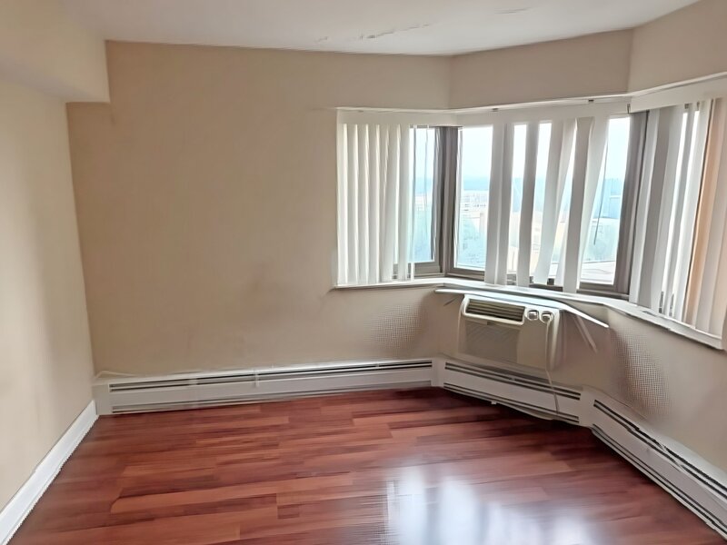 7337 S South Shore Drive Chicago IL 60649