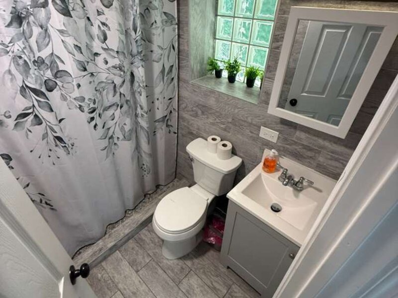 956 W 36th Street Chicago IL 60609
