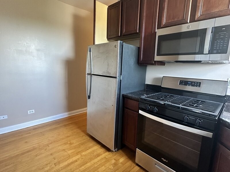 1839 N Monticello Avenue Chicago IL 60647
