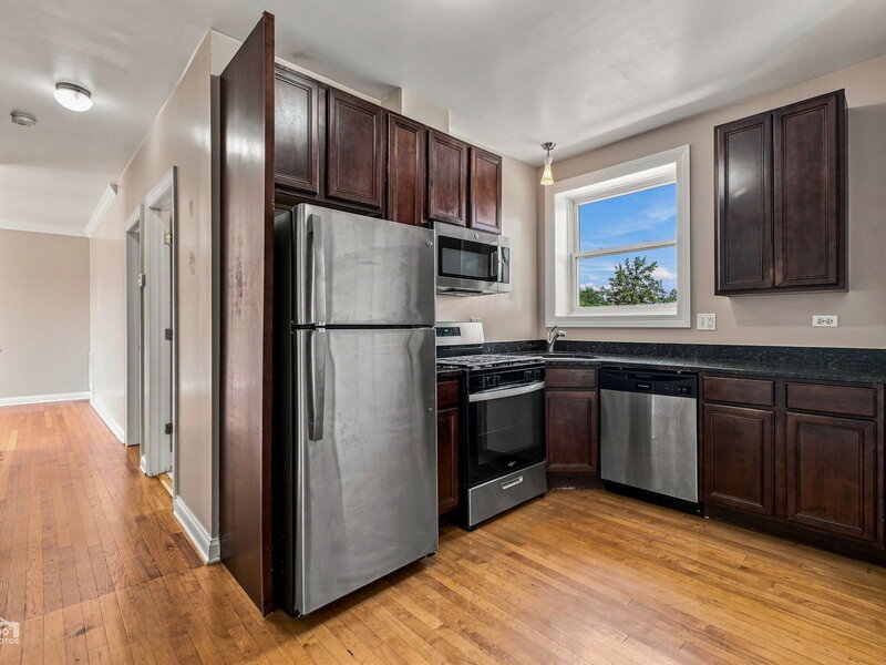 1839 N Monticello Avenue Chicago IL 60647