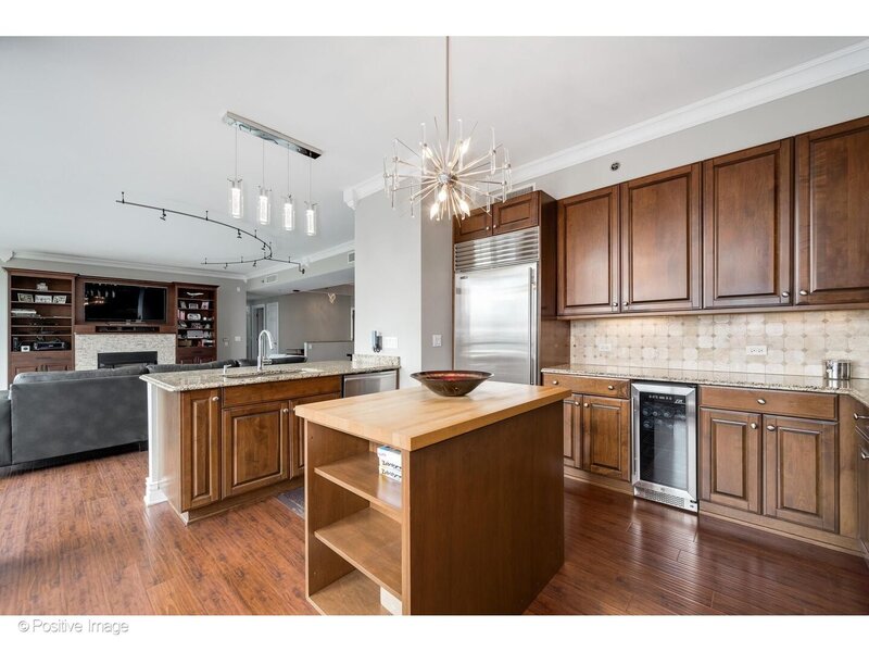 21 E Huron Street Chicago IL 60611