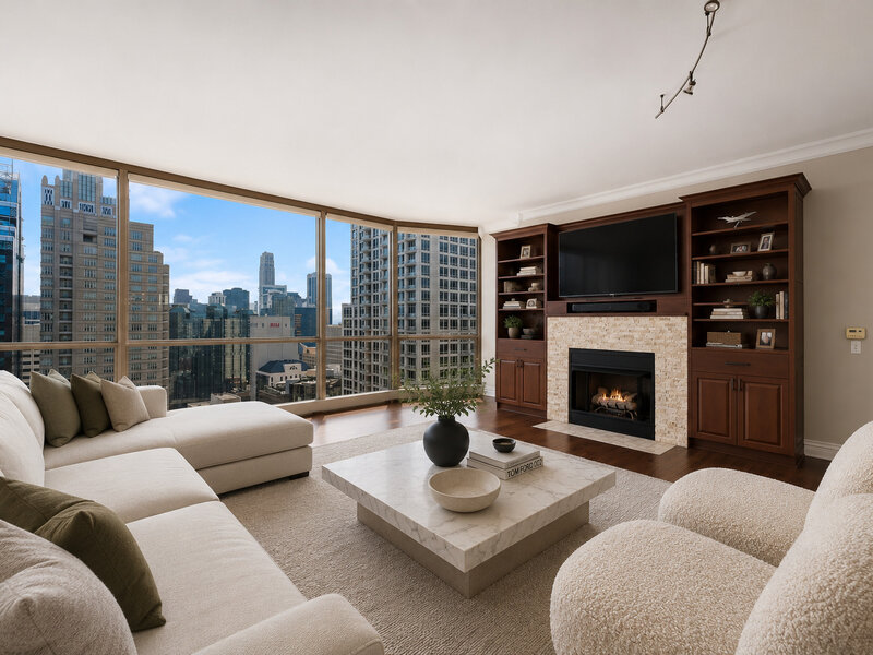 21 E Huron Street Chicago IL 60611