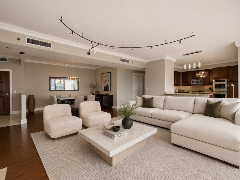 21 E Huron Street Chicago IL 60611
