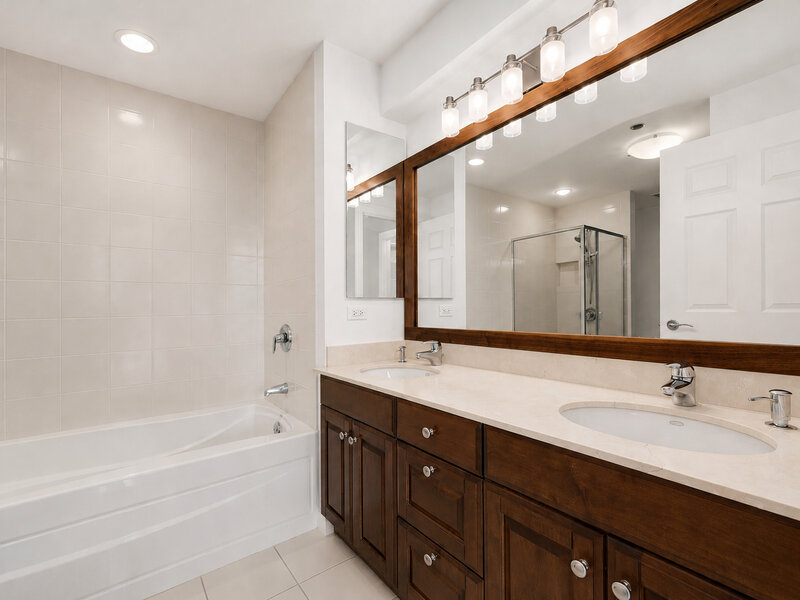 21 E Huron Street Chicago IL 60611