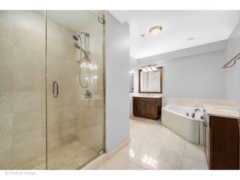 21 E Huron Street Chicago IL 60611