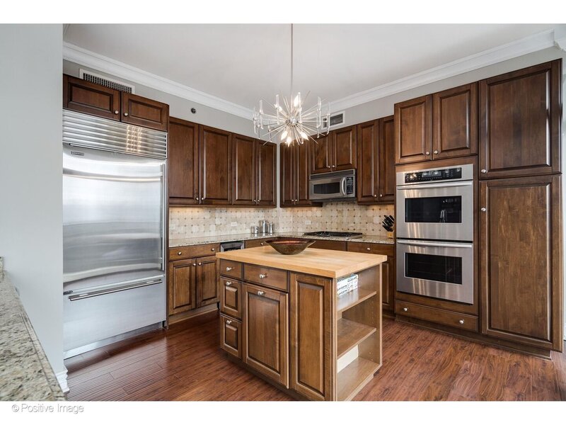 21 E Huron Street Chicago IL 60611
