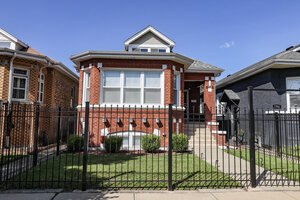 Photo of 7708 S Wolcott Avenue Chicago IL 60620
