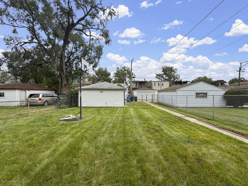 8439 S Hoyne Street Chicago IL 60620