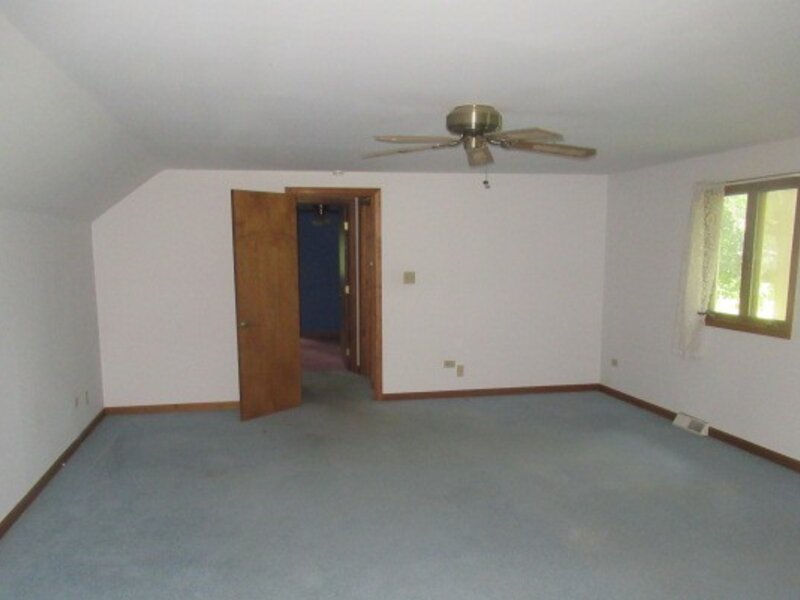 81 Lillian Lane Yorkville IL 60560