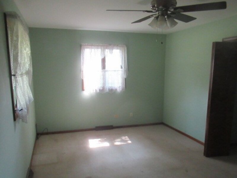81 Lillian Lane Yorkville IL 60560