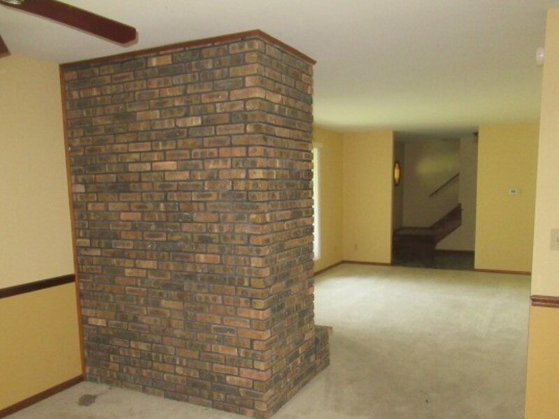 81 Lillian Lane Yorkville IL 60560
