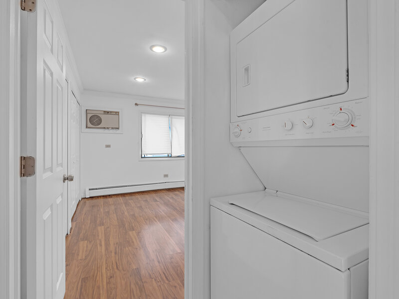 5151 N East River Road Chicago IL 60656
