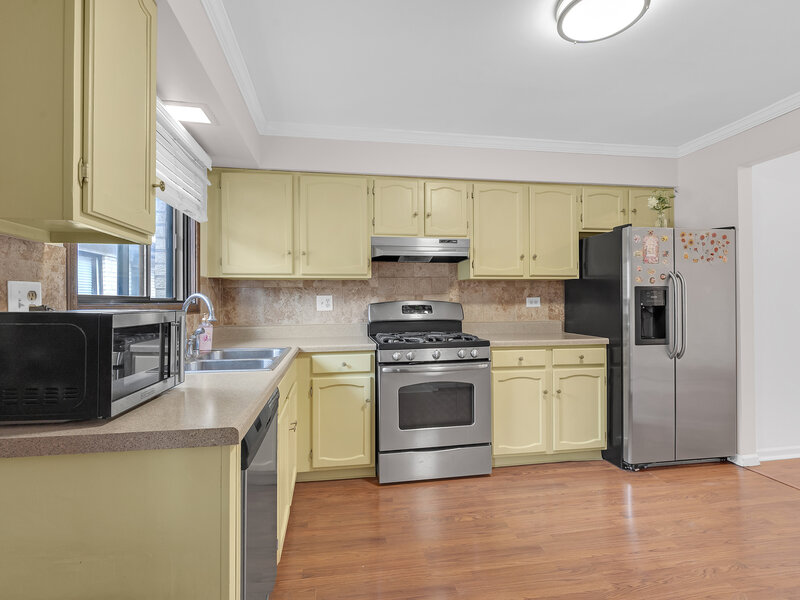 5151 N East River Road Chicago IL 60656