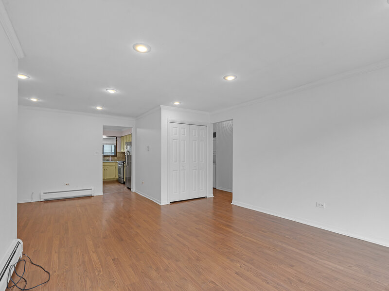 5151 N East River Road Chicago IL 60656
