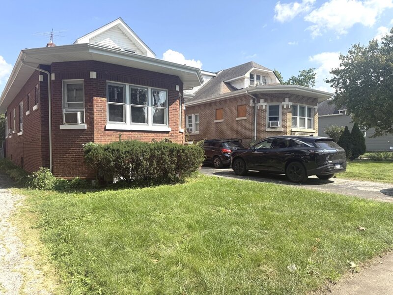 1103 N 8th Avenue Maywood IL 60153