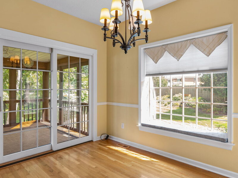 1385 Old Freeport Place Bettendorf IA 52722