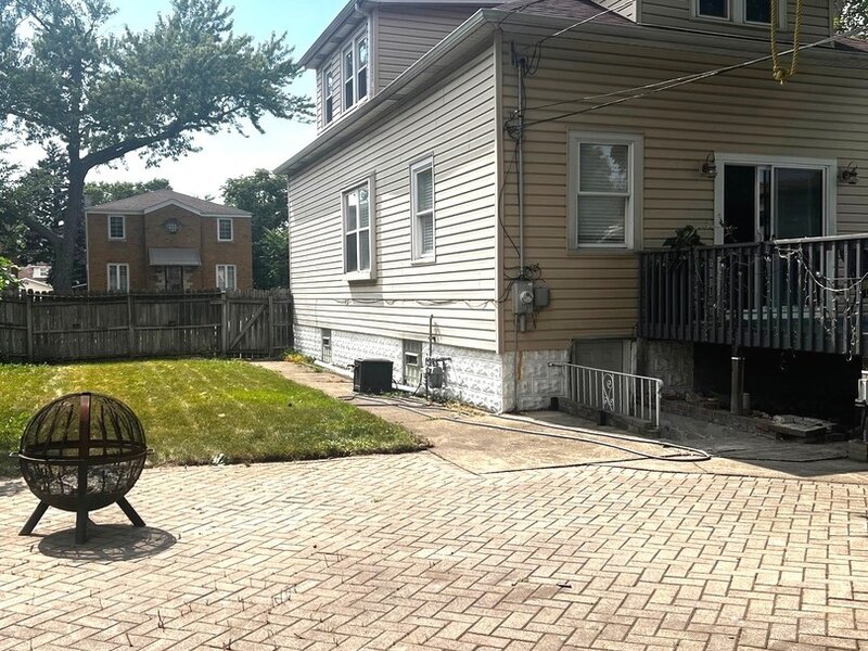 2635 N 73rd Avenue Elmwood Park IL 60707