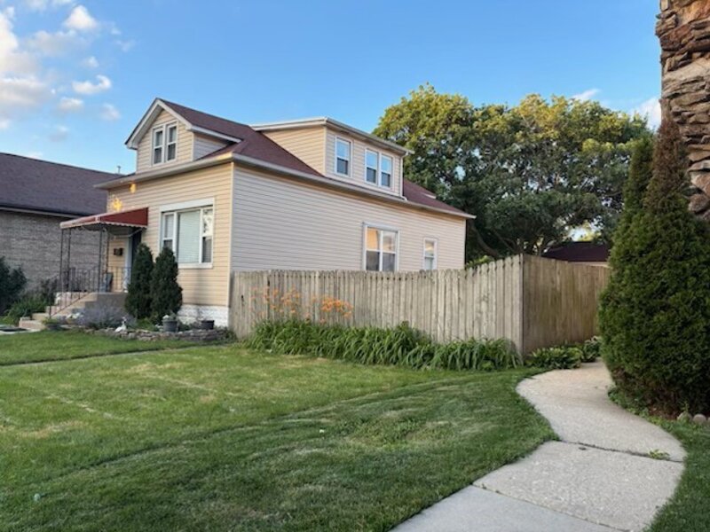 2635 N 73rd Avenue Elmwood Park IL 60707
