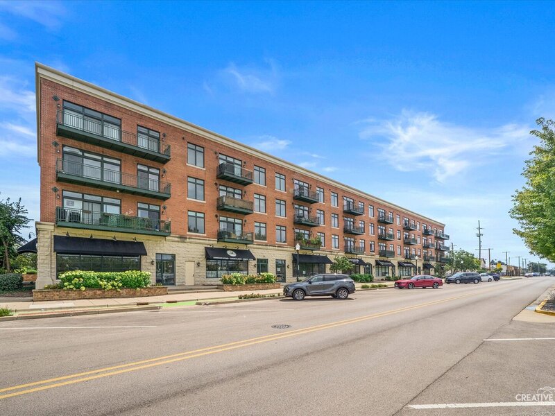 160 S River Street Aurora IL 60506