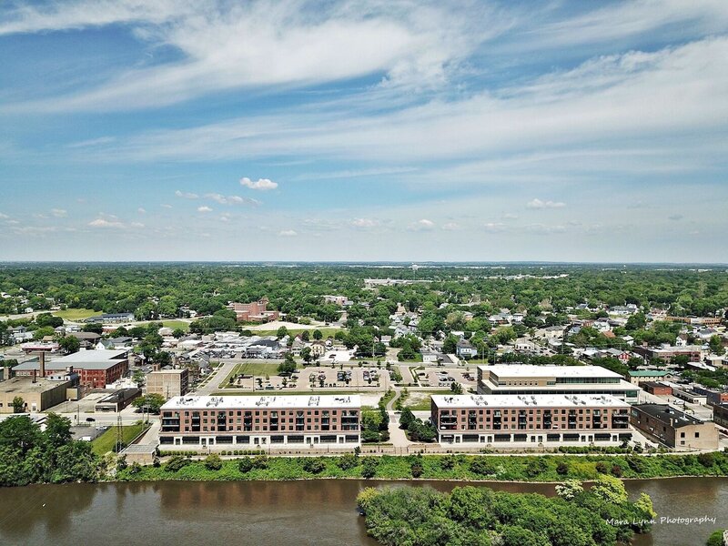 160 S River Street Aurora IL 60506