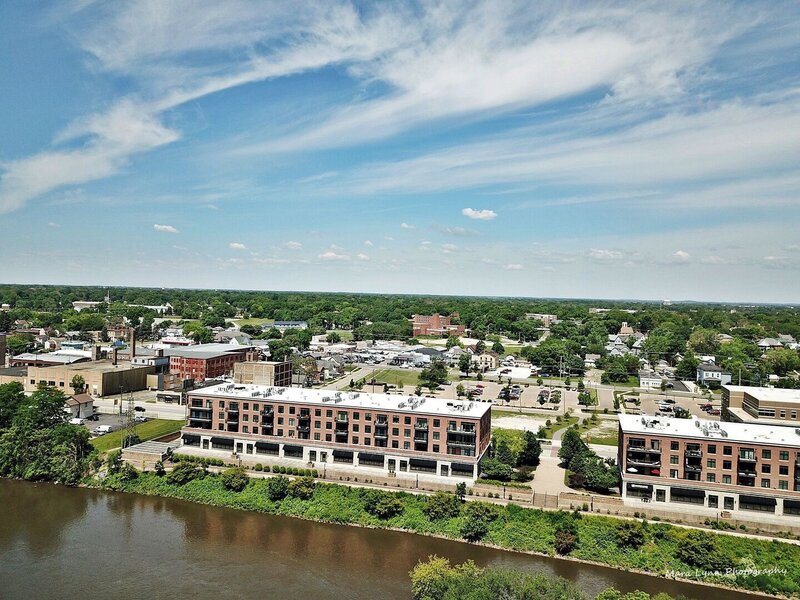 160 S River Street Aurora IL 60506