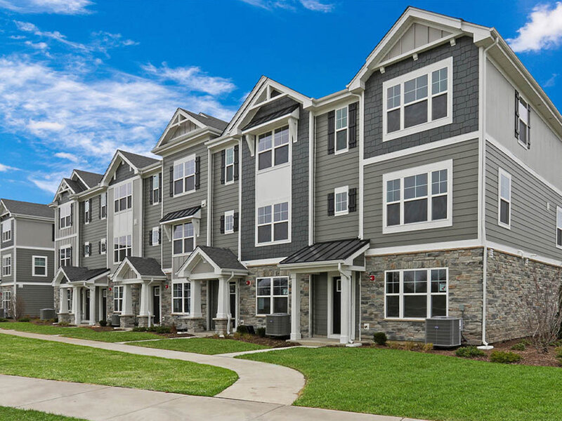 299 Basin Court St. Charles IL 60174