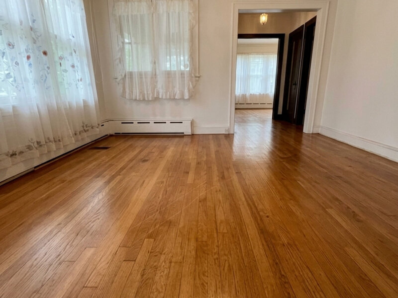 10753 S Hale Avenue Chicago IL 60643