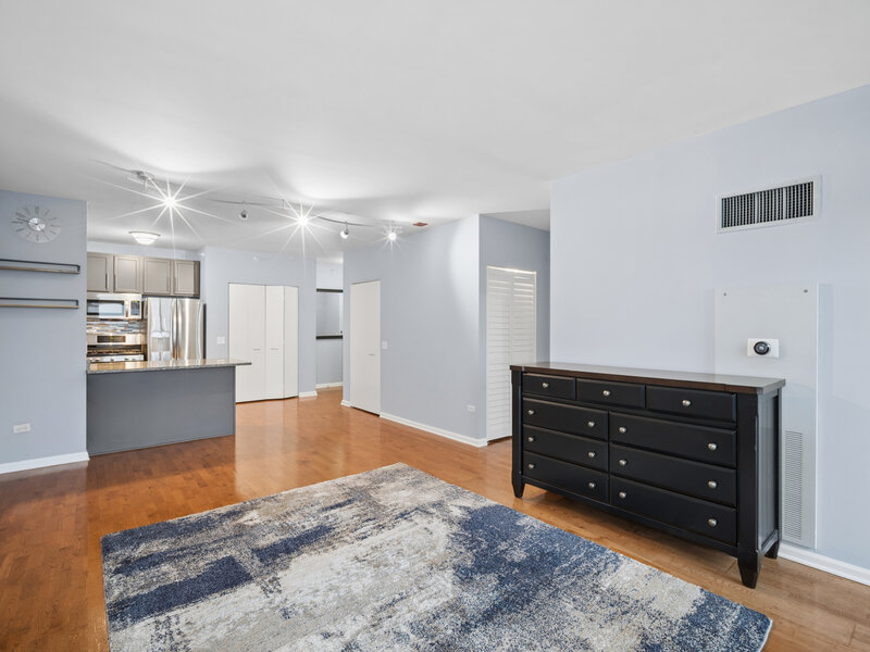 125 S Jefferson Street Chicago IL 60661