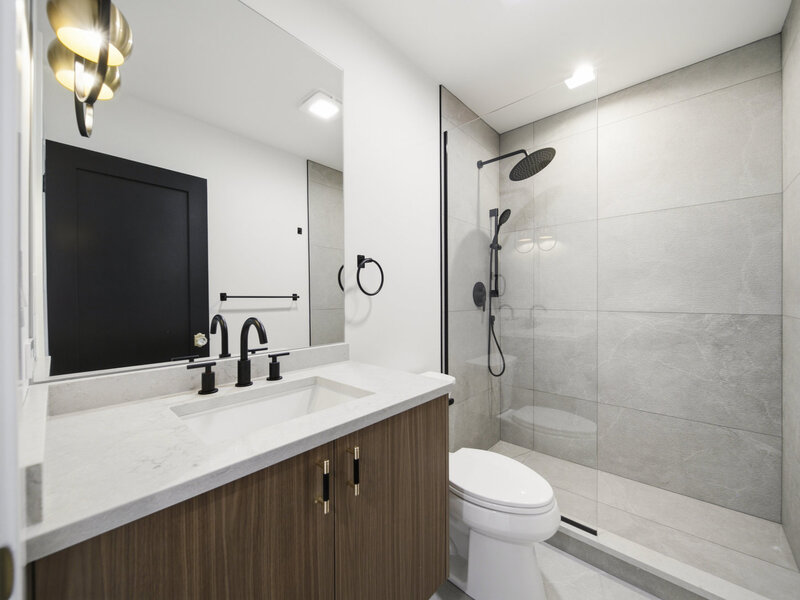 3311 N Ozark Avenue Chicago IL 60634